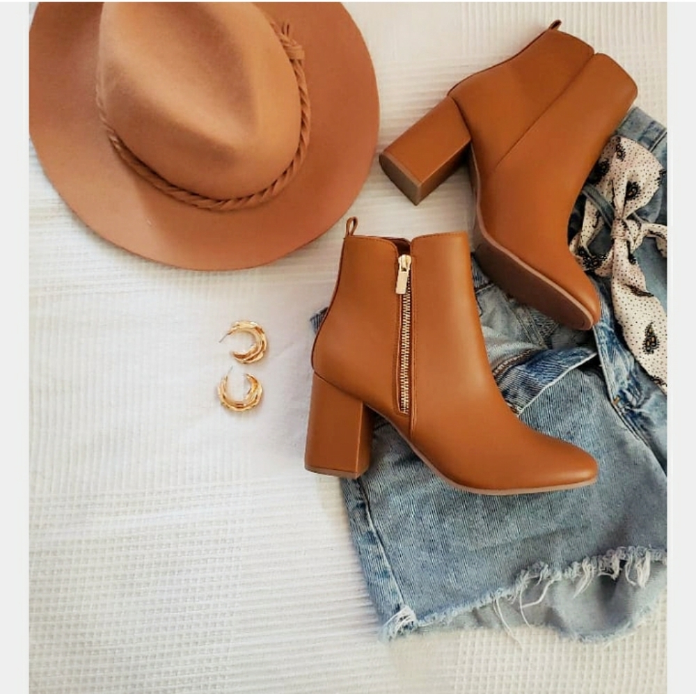 🚨Butterscotch collection// camel boot - Picture 3 of 4